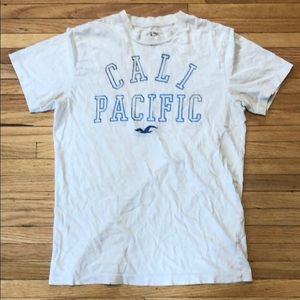 Hollister T-Shirt